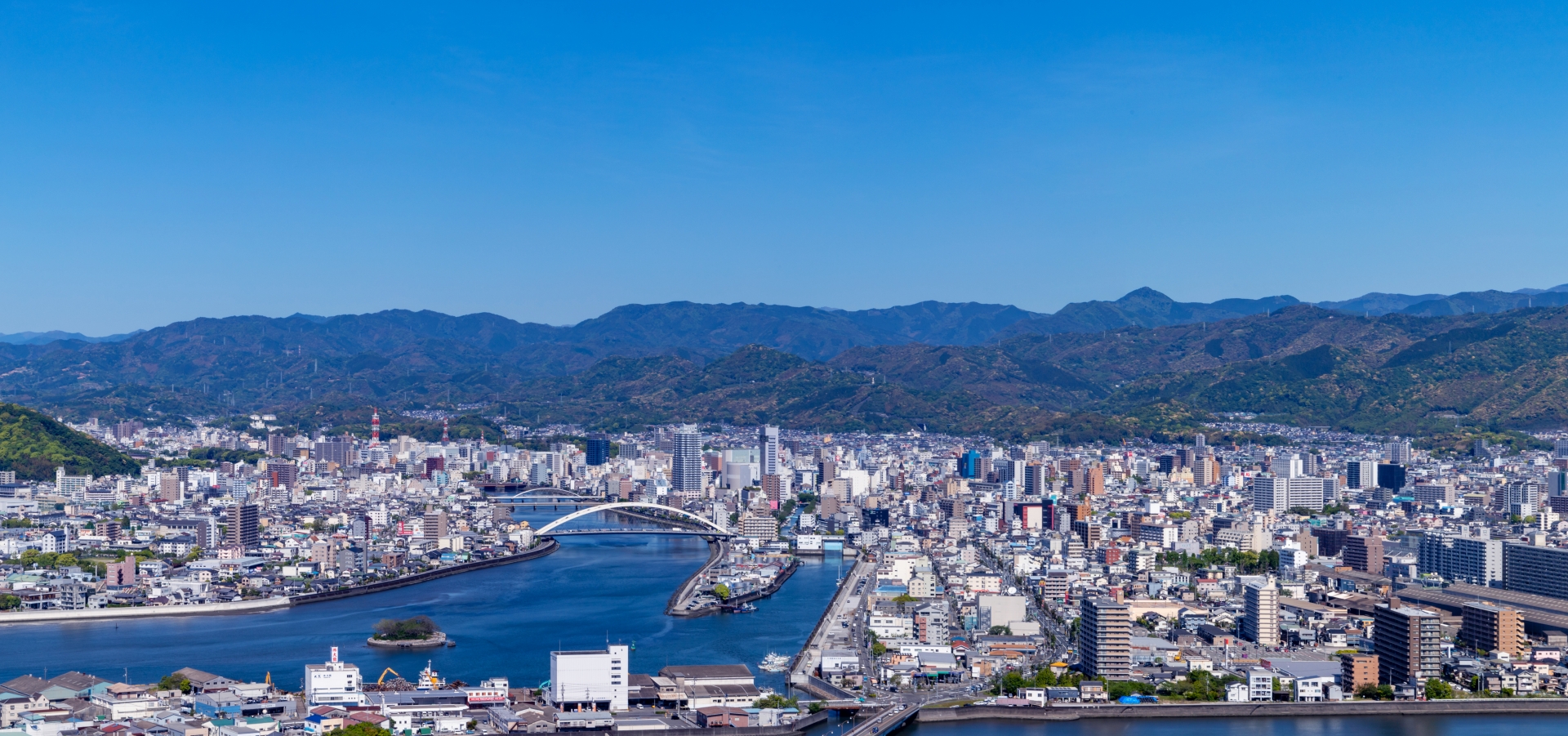 高知県の住みやすい街7選！温暖な気候と豊かな自然が魅力のエリア