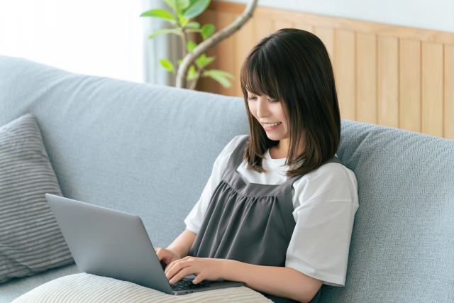 一人暮らしの光熱費はいくらが平均？ 季節ごとの目安と抑えるコツ